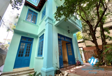 Green 3 beds house with front-yard for rent in Tu Hoa area, Tay Ho