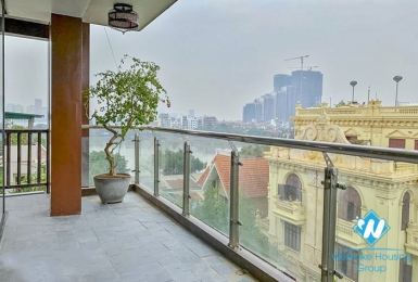 Spectacular lake-view 3 bedrooms apartment for rent in Dang Thai Mai area, Tay Ho