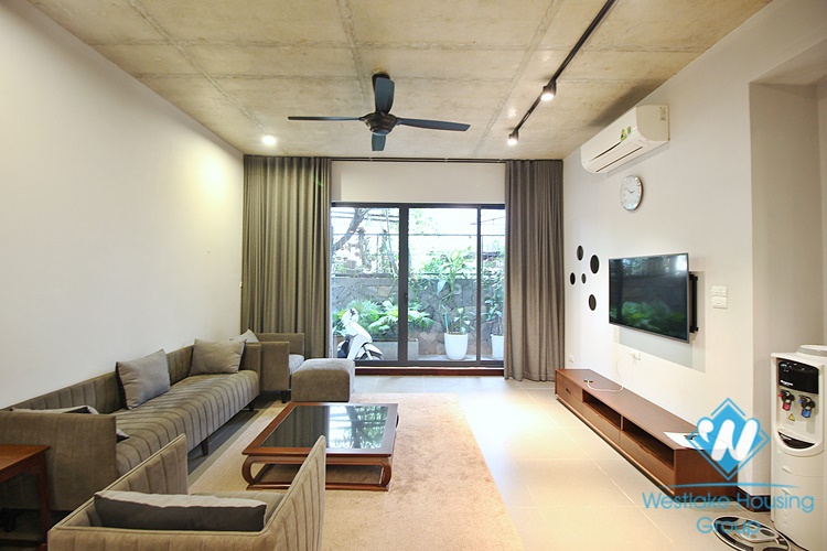 Ground floor 2 bedrooms apartment for rent in Tu Hoa st, Tay Ho