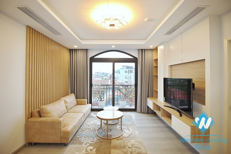 Beautiful and modern 2 bedroom apartment for rent in To Ngoc Van, Tay ho, Ha noi