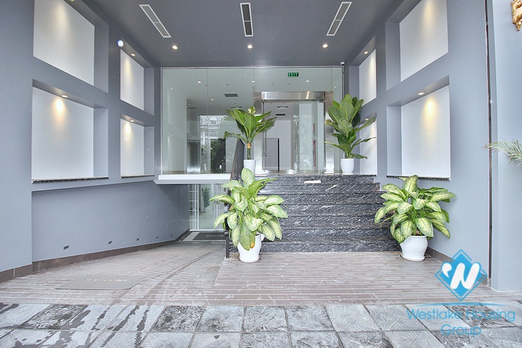 New and huge an office for rent in Tu Hoa street, Tay Ho