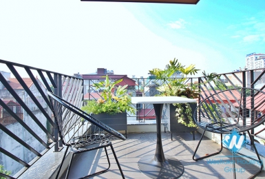 Bright 1 bedroom apartment for rent on Xuan Dieu street, Tay Ho, Ha Noi