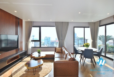 A bright and modern 1 bedroom apartment for rent in Xuan dieu, Tay ho