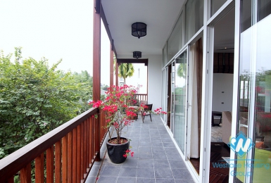 Luxurious 4 beds aparment for rent in Xom Chua, Dang Thai Mai area, Tay Ho