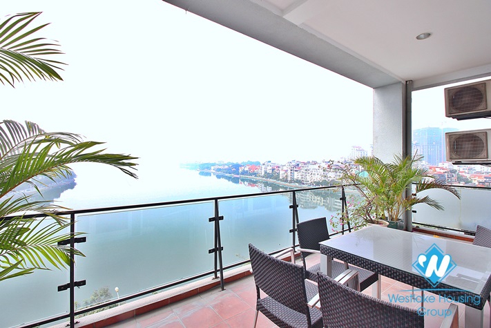 Luxurious apartment with stunning lake view for rent on Xuan Dieu street, Westlake, Tay ho, Hanoi