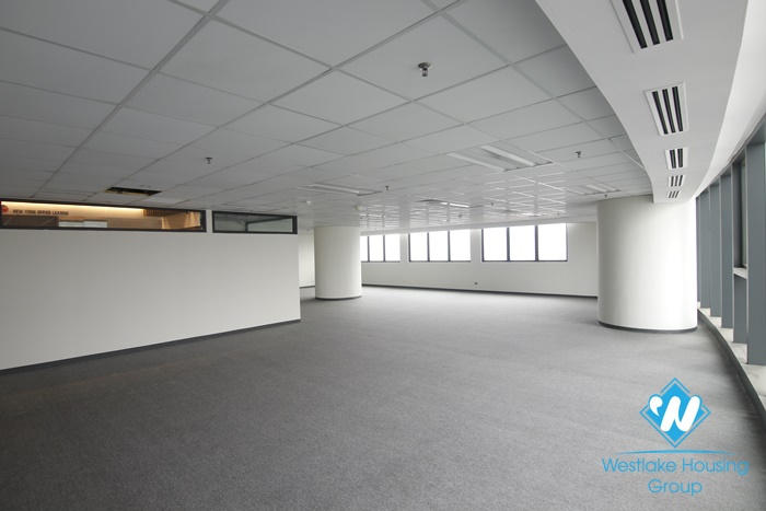 A nice office space for rent in Cau giay, Hanoi