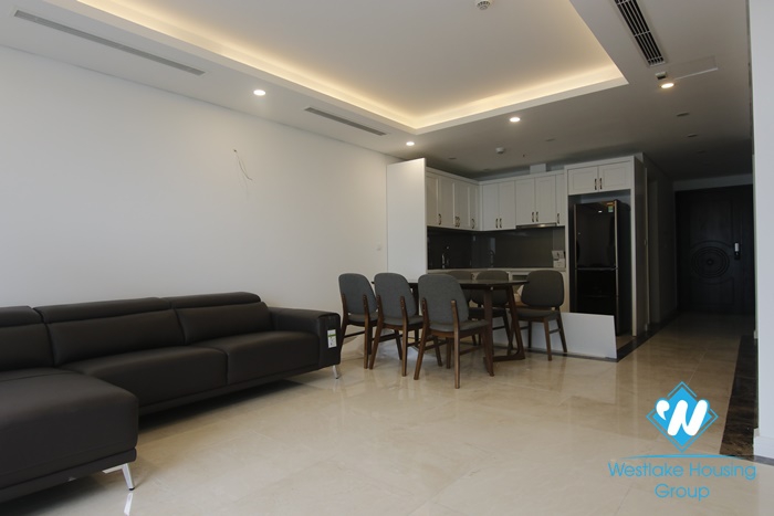 A brand new 2 bedroom apartment for rent in De leroi soleil Xuan dieu, Tay ho