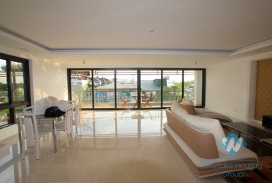 High class service apartment on the lake for rent in Tay Ho, Hanoi
