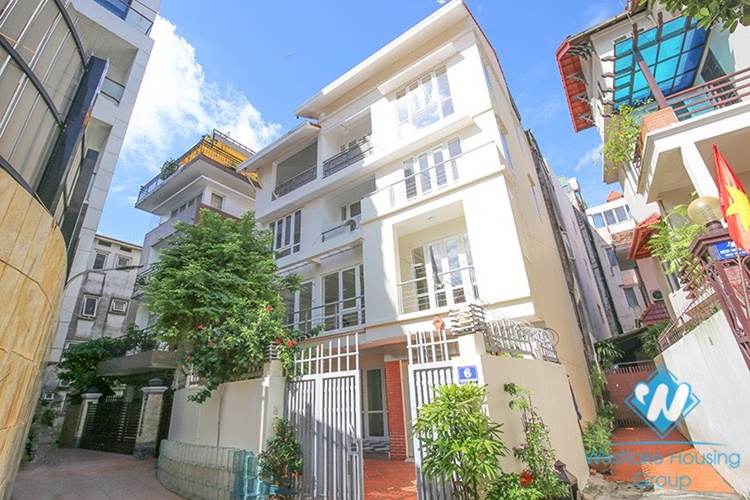 Gorgeous house with front yard and top terrace and lake view for rent in Tay Ho, Hanoi