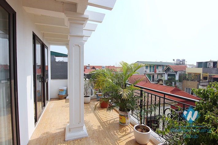 Spacious studio for rent in Au Co street, Tay Ho