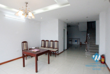 Cozy house for rent in Nghi Tam Village, Tay Ho, Hanoi