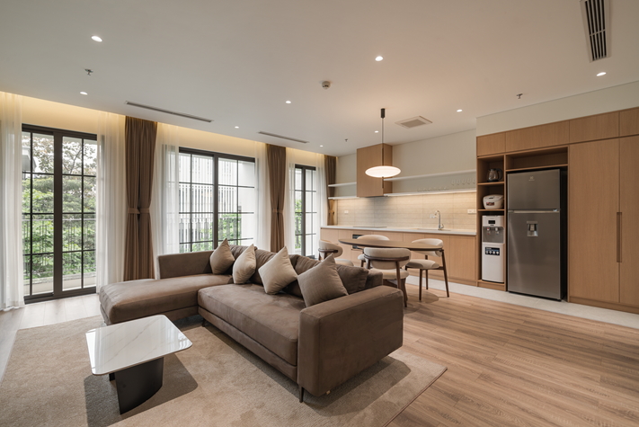 Nice and modern 2 bedroom apartment for rent in Hoan Kiem, Ha Noi