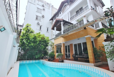 Nice house with outside swiming pool for rent in Tay Ho, Ha Noi