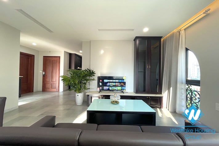 Modern 2 bedroom apartment for rent in Nguyen Van Huyen st, Cau Giay district.