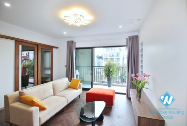 Lake view and brand new 1 bedroom and 1 working room for rent in Tay Ho, Ha Noi