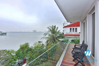 Lake view and bright 3 bedrooms apartment for rent in Quang An st, Tay Ho