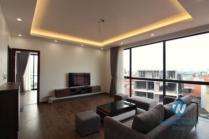 Lake view and high floor 3beds apartment for rent in Dang Thai Mai st, Tay Ho