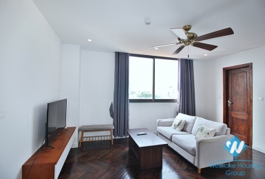 Lake view and high floor 1 bedroom apartment for rent in Tu Hoa st, Tay Ho