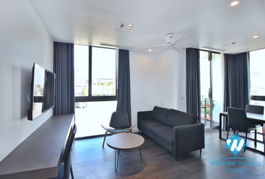 High-end and bright one bedroom apartment for rent in Xuan Dieu st, Tay Ho