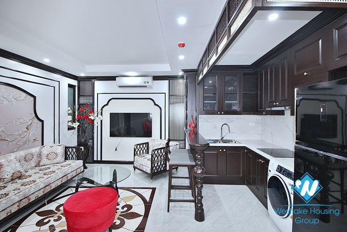 Lake view 2bed apartment for lease in Xuan Dieu, Tay Ho