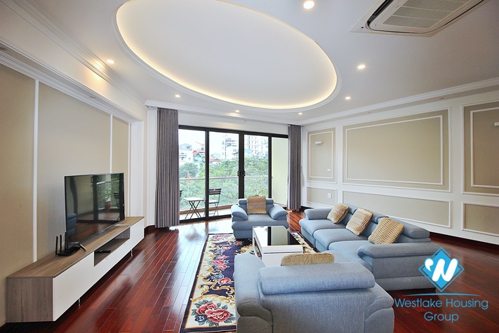 Spacious and lake view 2beds apartment for rent in Vu Mien st, Tay Ho