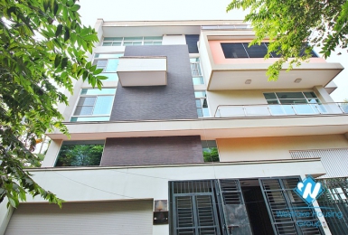 Lake view- House with big terrace for rent in Tay Ho, Hanoi