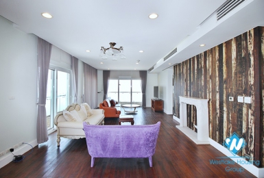 Lake view and high floor 5 beds apartment for rent in Golden Westlake building, Tay Ho