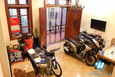 A cheap 3 bedroom house for rent in Hoang hoa tham, Ba dinh