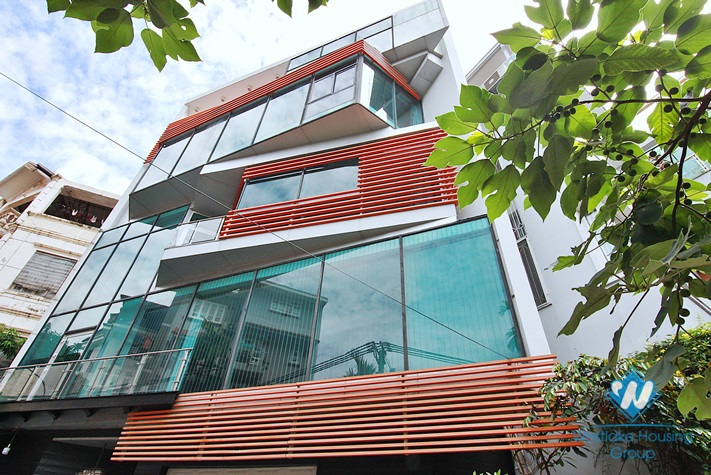 Unique roof-top swimming pool house for rent in Tay Ho, Hanoi 