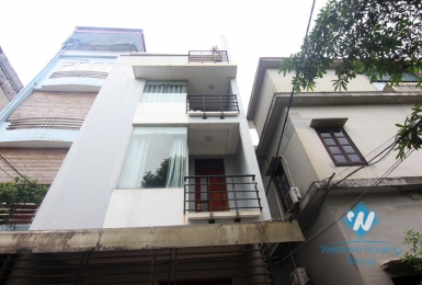 A cheap 3 bedrooms house for rent in Au co, Tay ho