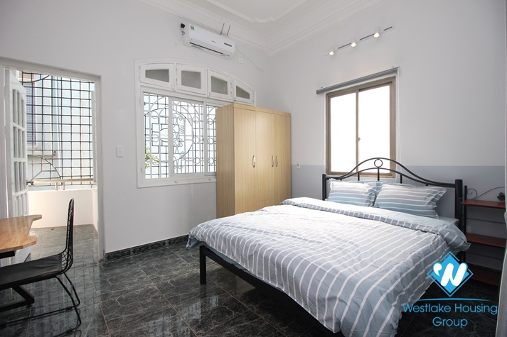Brightly 1 bedroom apartment for rent in Truc bach, Ba dinh, Hanoi