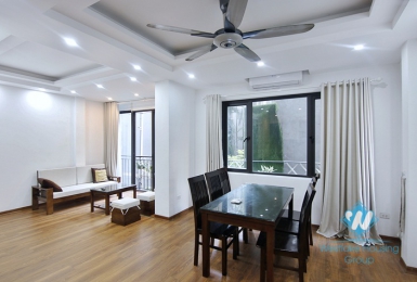 Spacious 1 bedroom apartment for rent in Xuan dieu, Tay ho, Ha noi