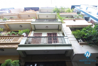 Unfurnished house for rent in Dang Thai Mai street, Tay Ho, Hanoi