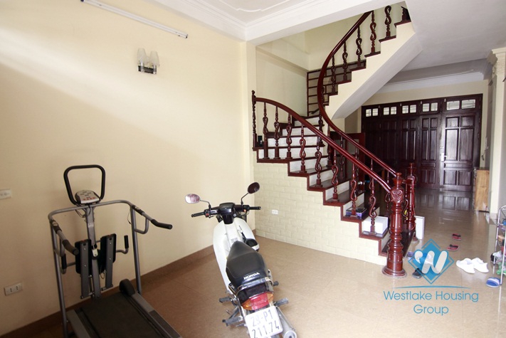 A cheap 6 bedrooms house for rent in Cau giay, Ha noi