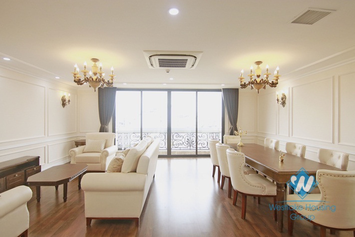 Gorgeous 3 bedroom apartment for rent in Hoan Kiem, Hai Ba Trung Hanoi