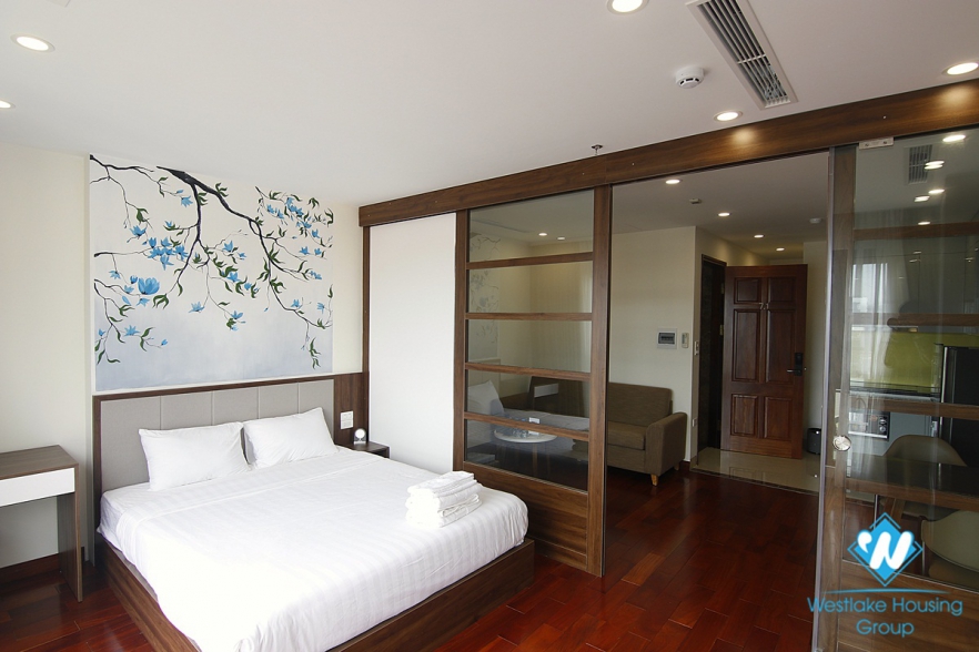 A  Fashionable and modern furnitured apartment with 1 bedroom for rent on Ba Dinh 