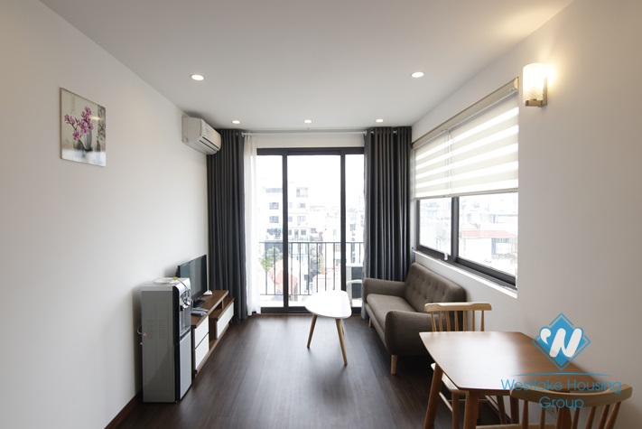 A brand- new one bedroom apartment for rent in Dao Tan, Ba Dinh