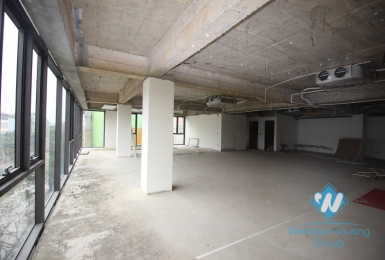 Big and nice location office for rent in Tay Ho, Ha Noi