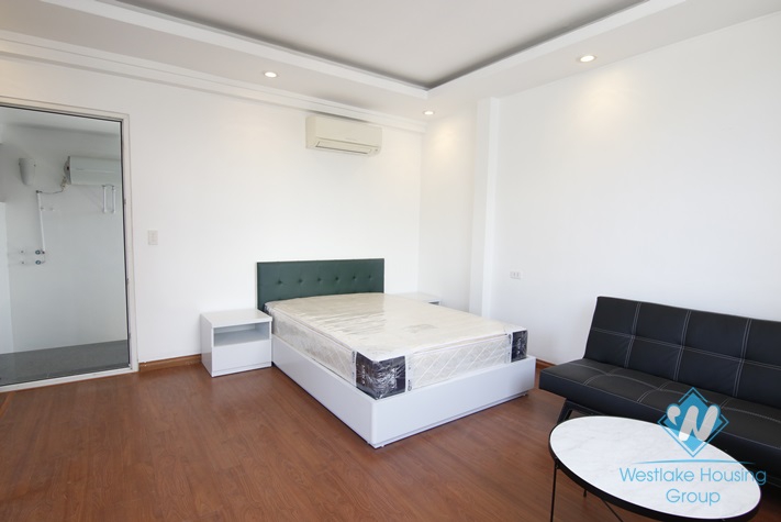 Cheap studio for rent in Quan Thanh, Hoan Kiem