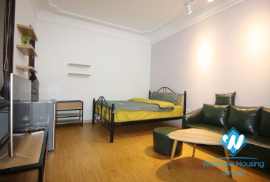 A lovely studio on the topfloor for rent in center of Ba Dinh district