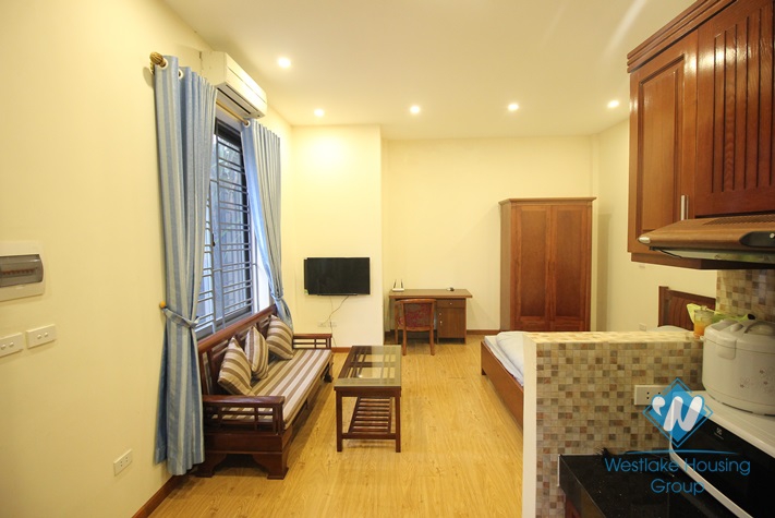 A cheap studio for rent in Doi Can street, Ba Dinh
