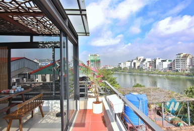 Lake view penstudio for rent in Tu Hoa, Tay Ho