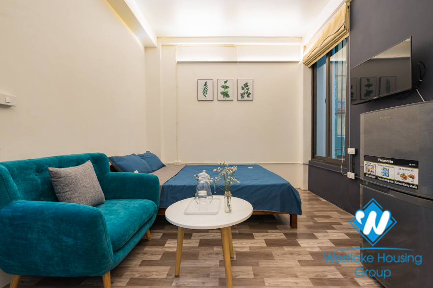 A lovely studio apartment for rent on Tran Phu street, Ba Dinh District