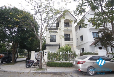 Nice villa/house in Vinhomes Reverside, Long Bien, Ha Noi for rent