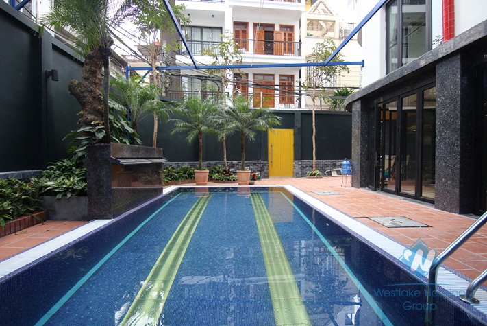 02 floor apartment with swimming for rent in Xuan dieu st, Tay Ho district 
