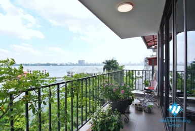 Lake view apartment with big size for rent in Tu Hoa st, Tay Ho District 