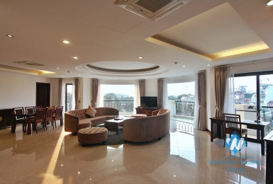 A gorgeous and spacious apartment for rent in Dang Thai Mai, Tay Ho