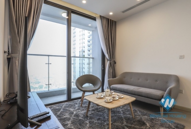 Morden two bedrooms apartment for rent in Vinhomes Metropolis, Ba Dinh, Hanoi