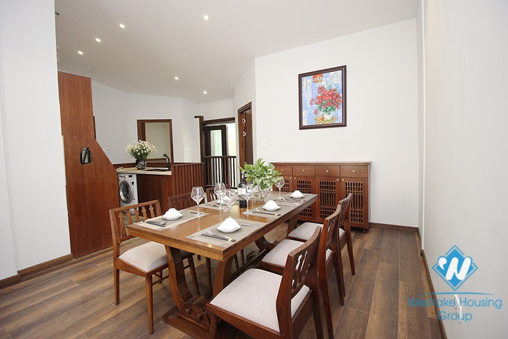 A luxury three-bedroom apartment on Kim Ma, Ba Dinh, Hanoi 