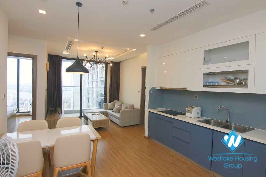 A beautiful 2 bedroom apartment for rent in Vinhomes Metropolis